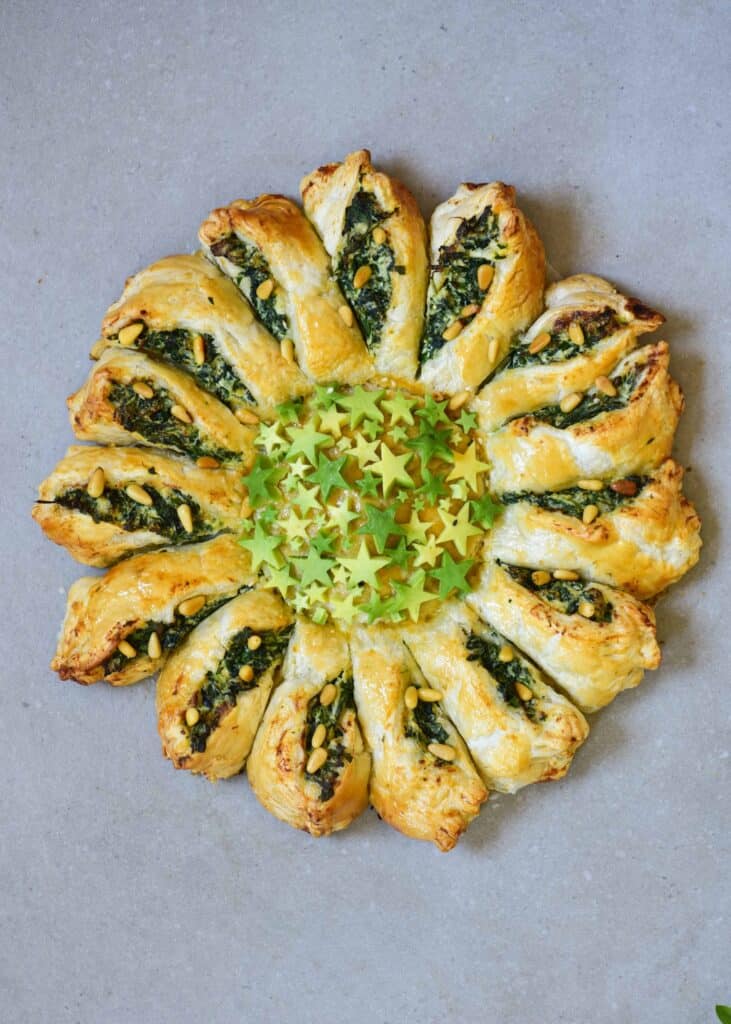 Spinach ricotta pie pastry tarte soleil with cheese