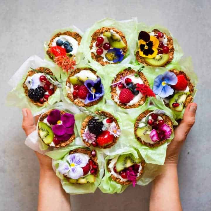 Healthy Yogurt Granola Cups