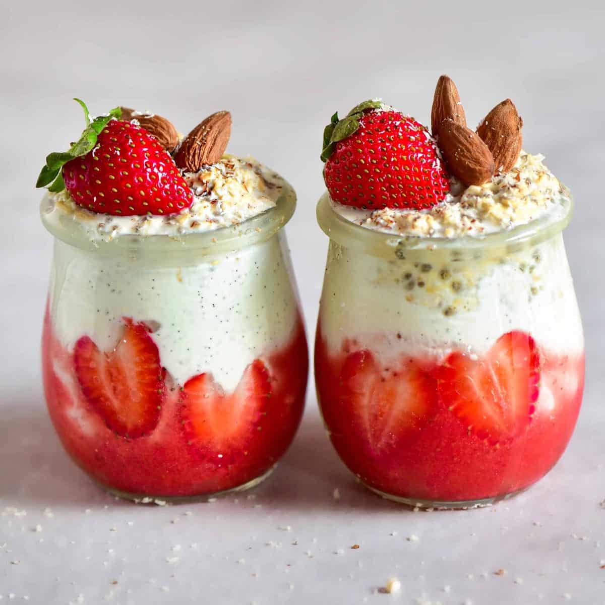 healthy dessert inspired strawberry cheesecake overnight oats