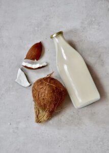 how-to DIY homemade coconut milk. dairy-free, 15 minute, two-ingredient
