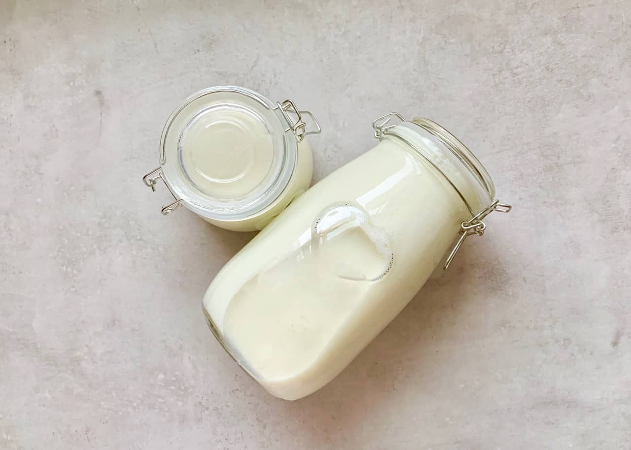 2 glass jar full with milk to make yogurt