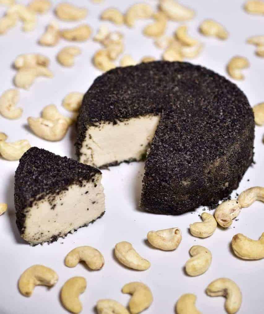 black peppercorn crusted vegan cashew cheese. christmas and thanksgiving vegan cheese recipe
