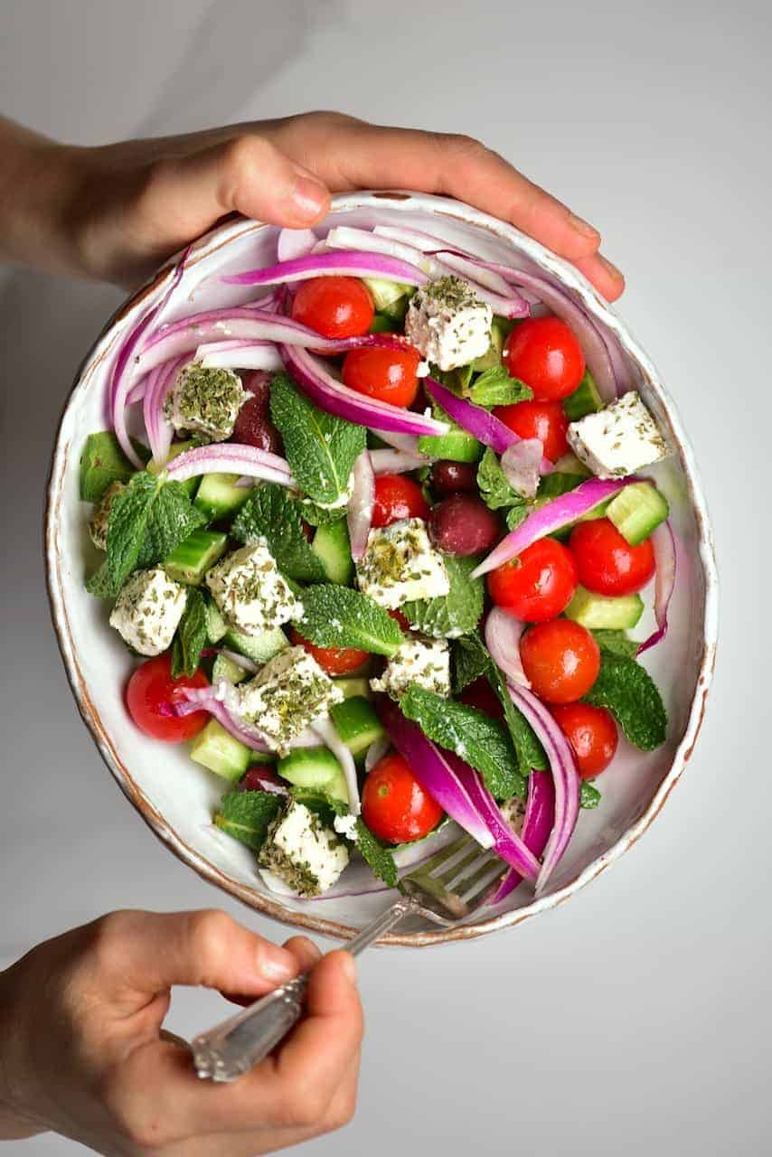 greek salad with feta cheese