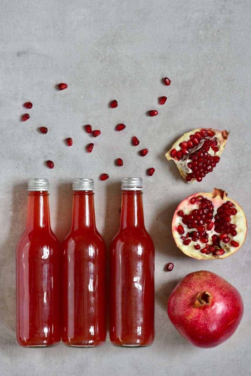 homemade kombucha diy plafoured to be pomegranate kombucha - immune boosting food options