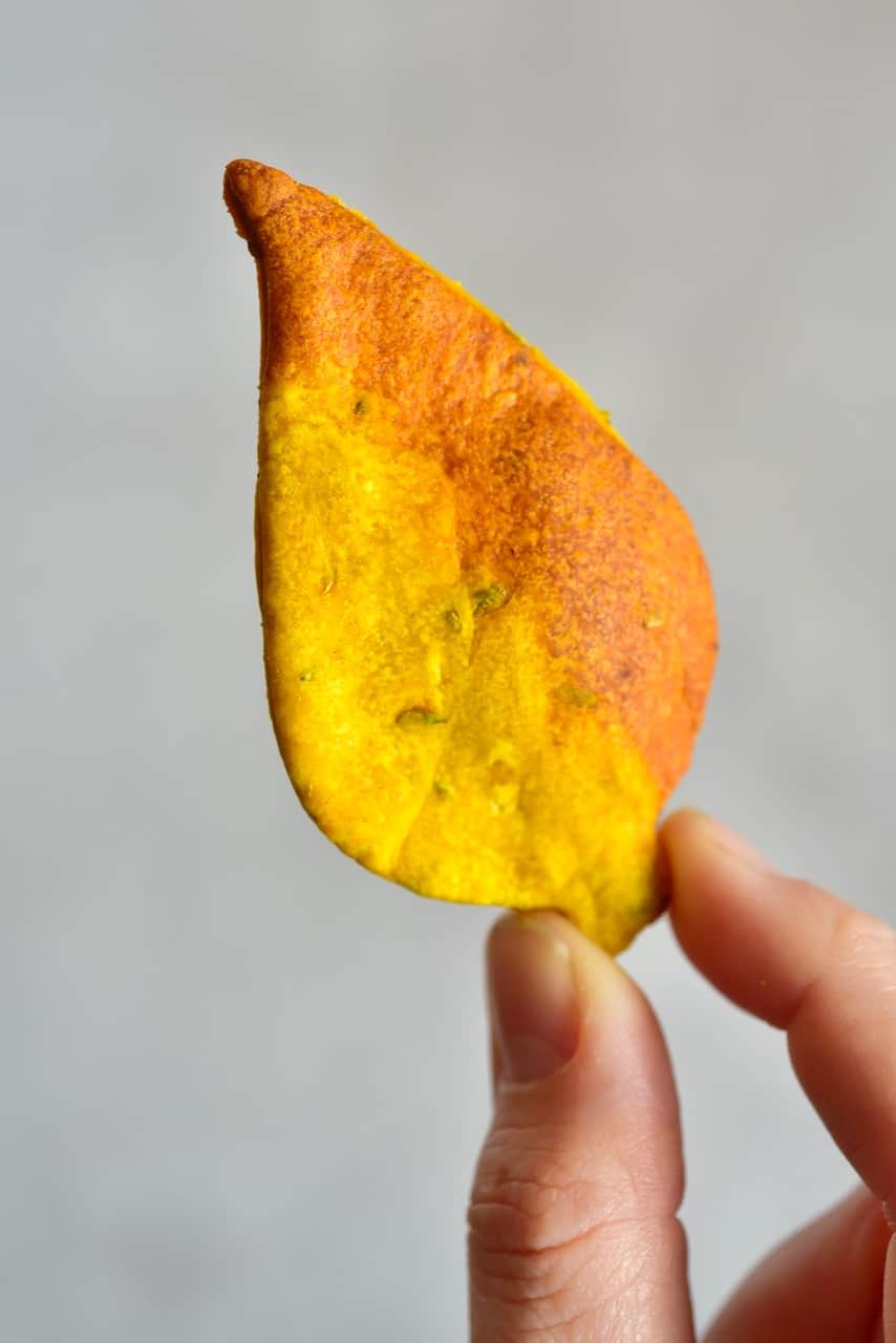 Yellow Autumn Leaf Cracker