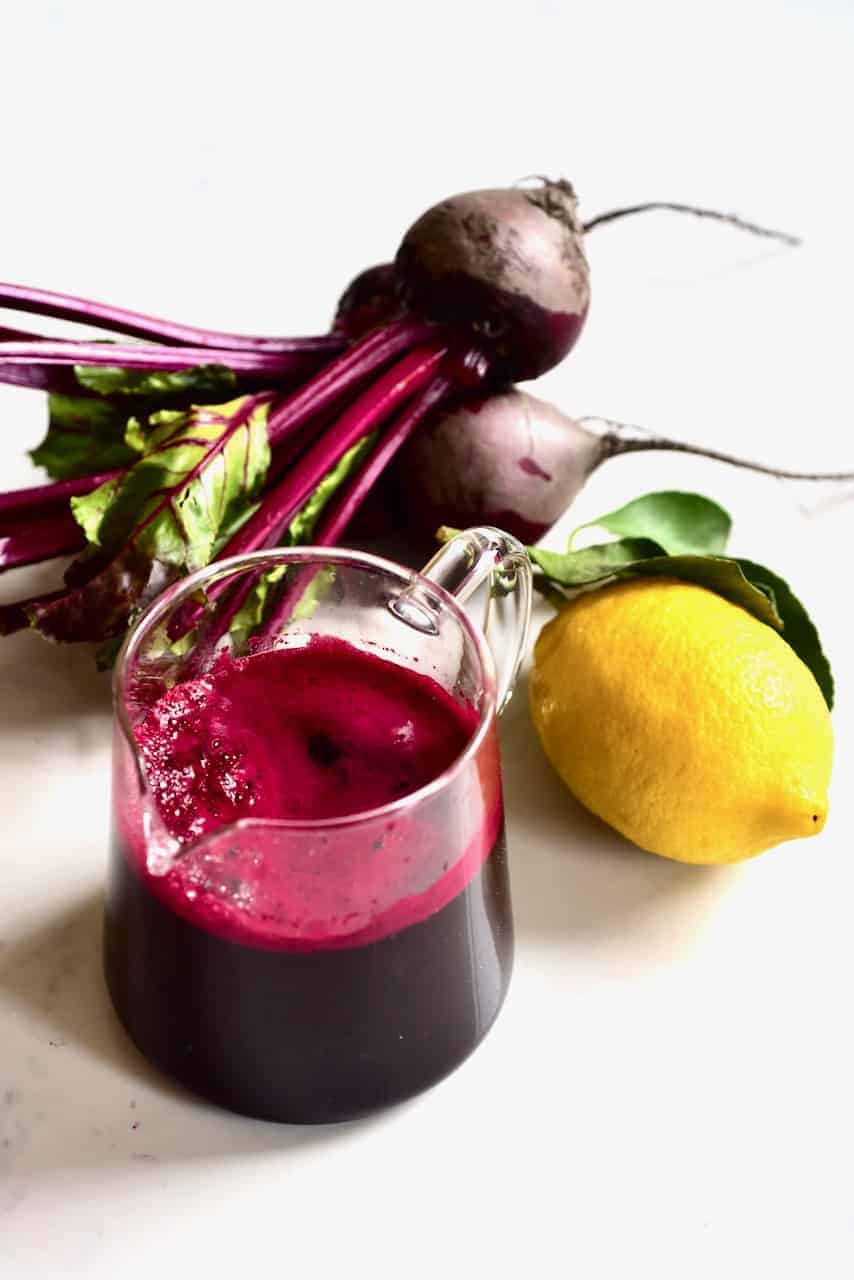 Beetroot juice with beetroot and lemon