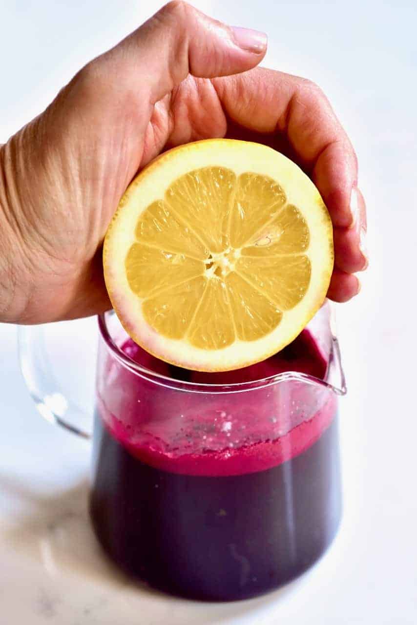 Beetroot juice with lemon