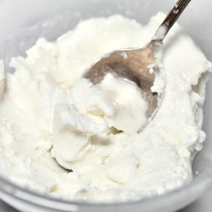 Easy Homemade Coconut Cream 2 ways