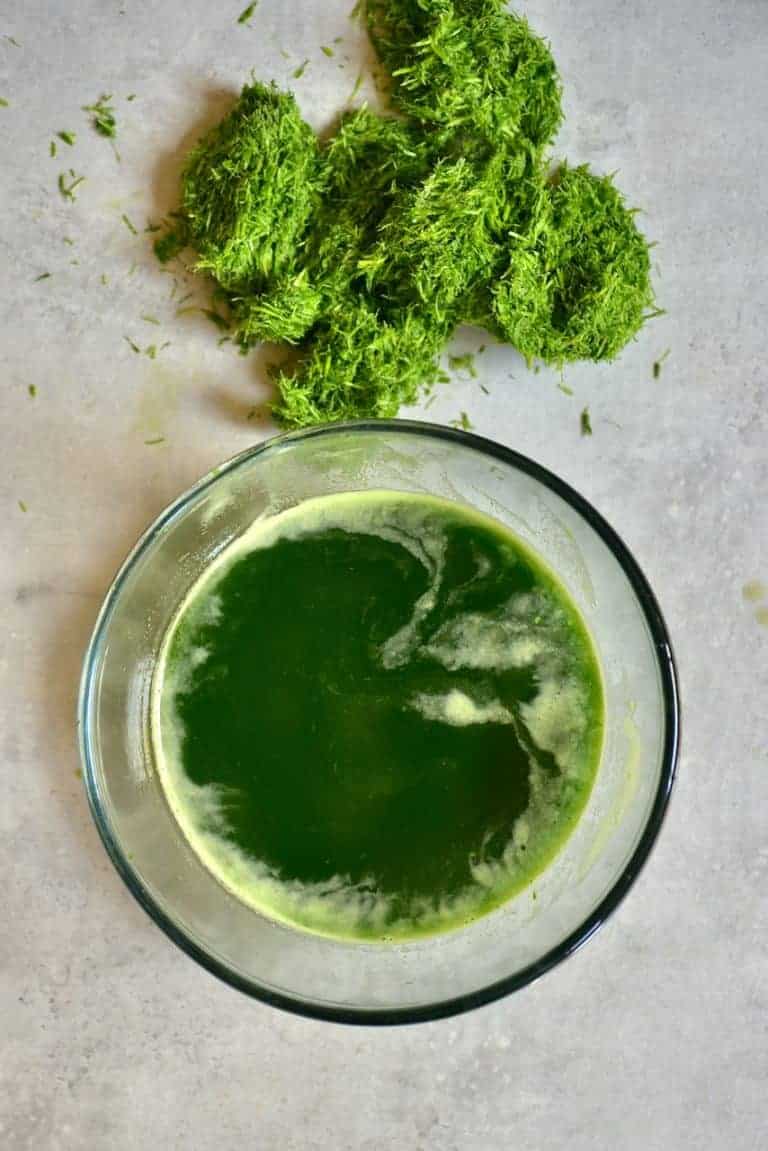 How to make Wheatgrass Shots and Juice Alphafoodie