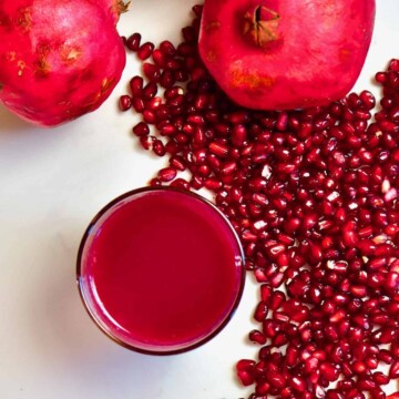 Square pomegranate juice