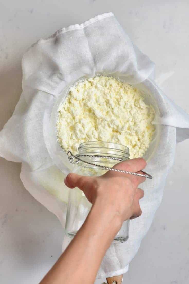 Super Easy Homemade Cream Cheese
