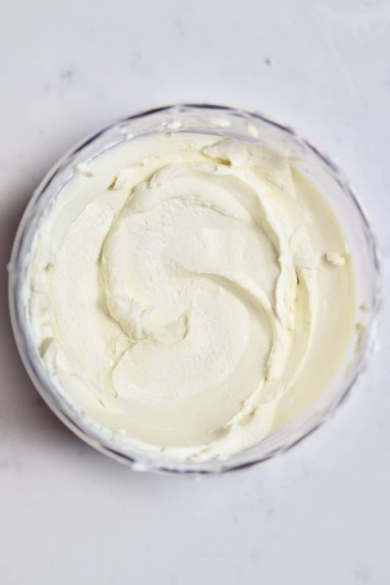 Super Easy Homemade Cream Cheese