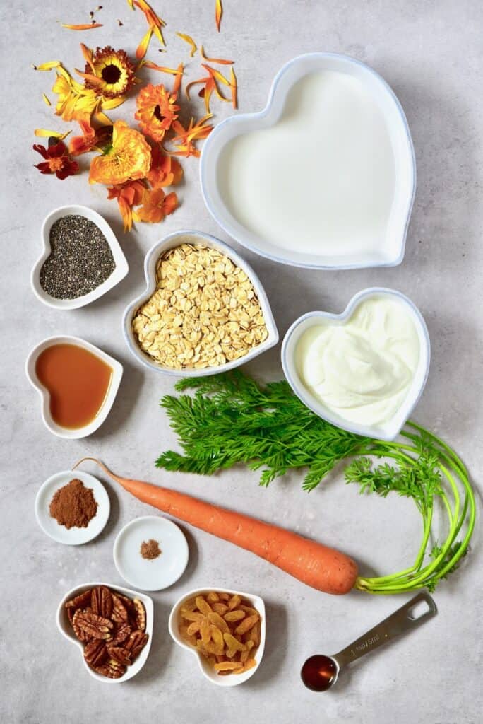 Ingredients for Carrot Cake Overnight oats