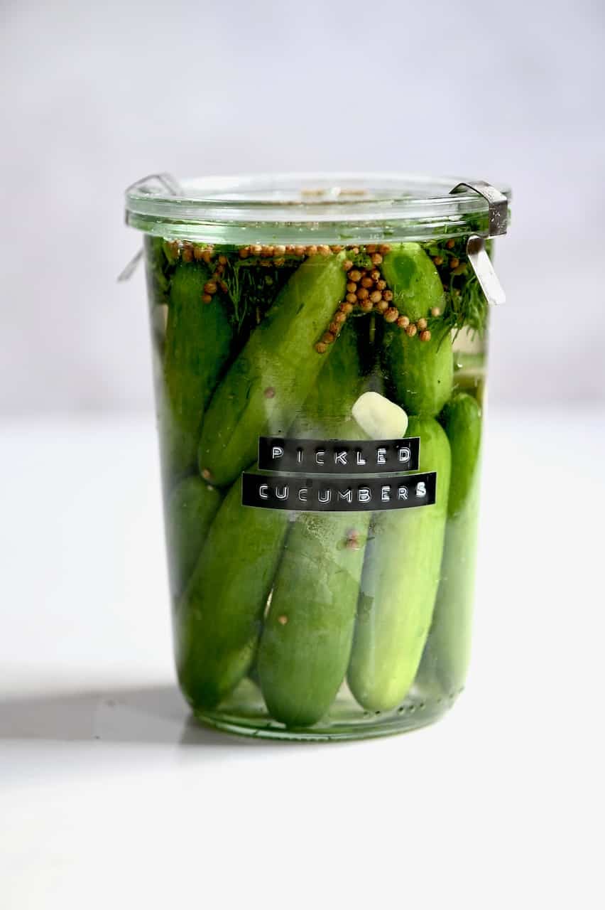 Homemade Easy Pickled Cucumbers