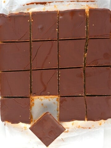 16 squares of peanut butter and chocolate bars