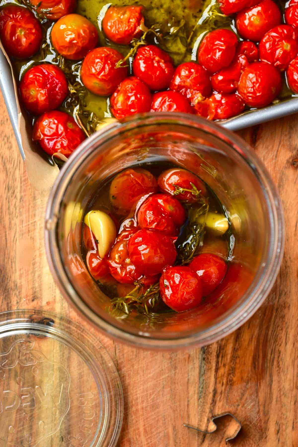 Tomato confit in a jar