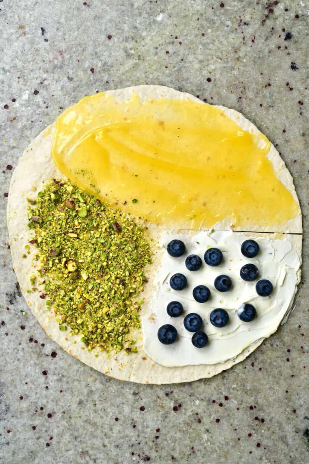 12+ Dessert Tortilla Wraps (Viral Tortilla Trend) Alphafoodie