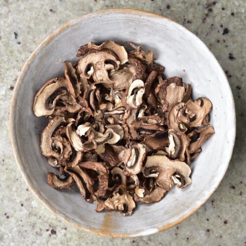 How To Dry Mushrooms (In Oven or Dehydrator) - Alphafoodie