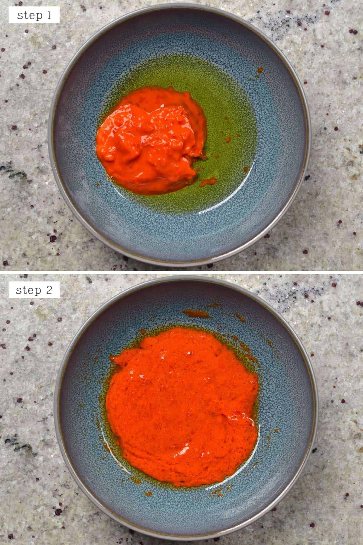 Steps for mixing oil with chili sauce