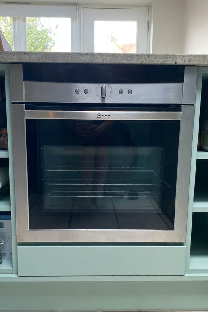 Oven with a closed door