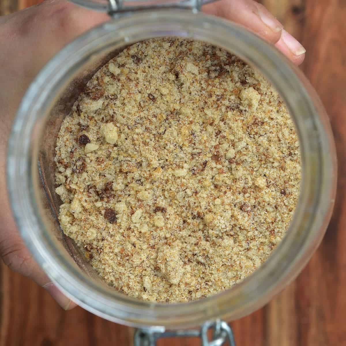 Homemade Breadcrumbs (fresh, dried & Italian breadcrumbs)-image