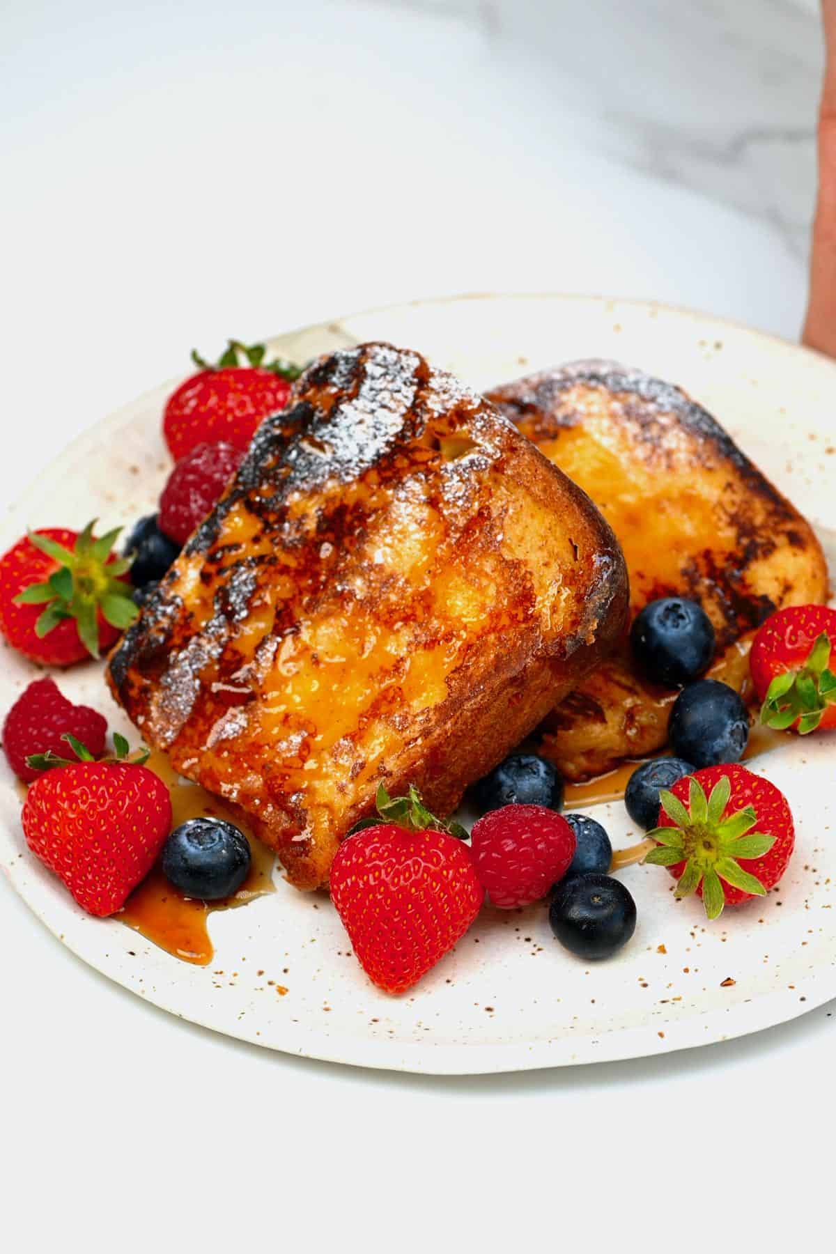 brioche French toast with berries