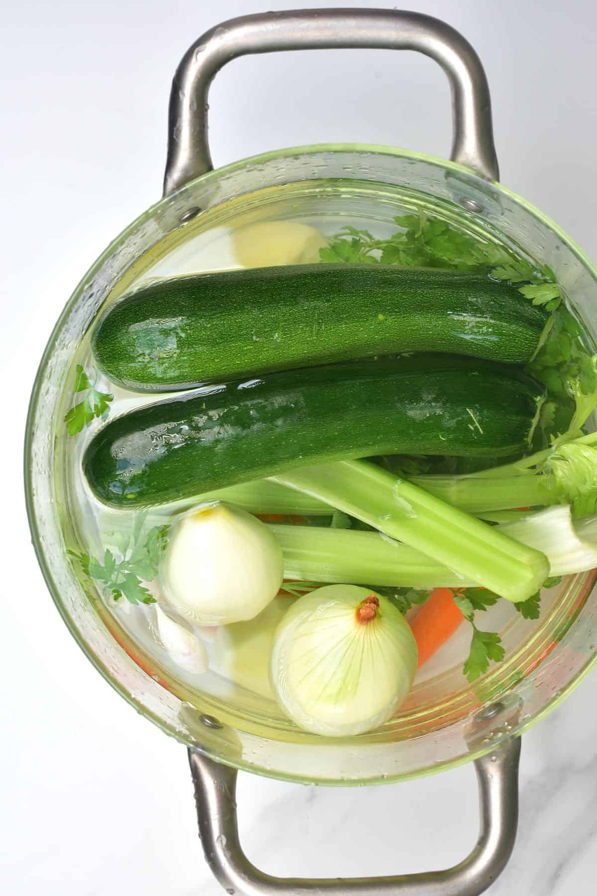 Soaking vegetables in a pot