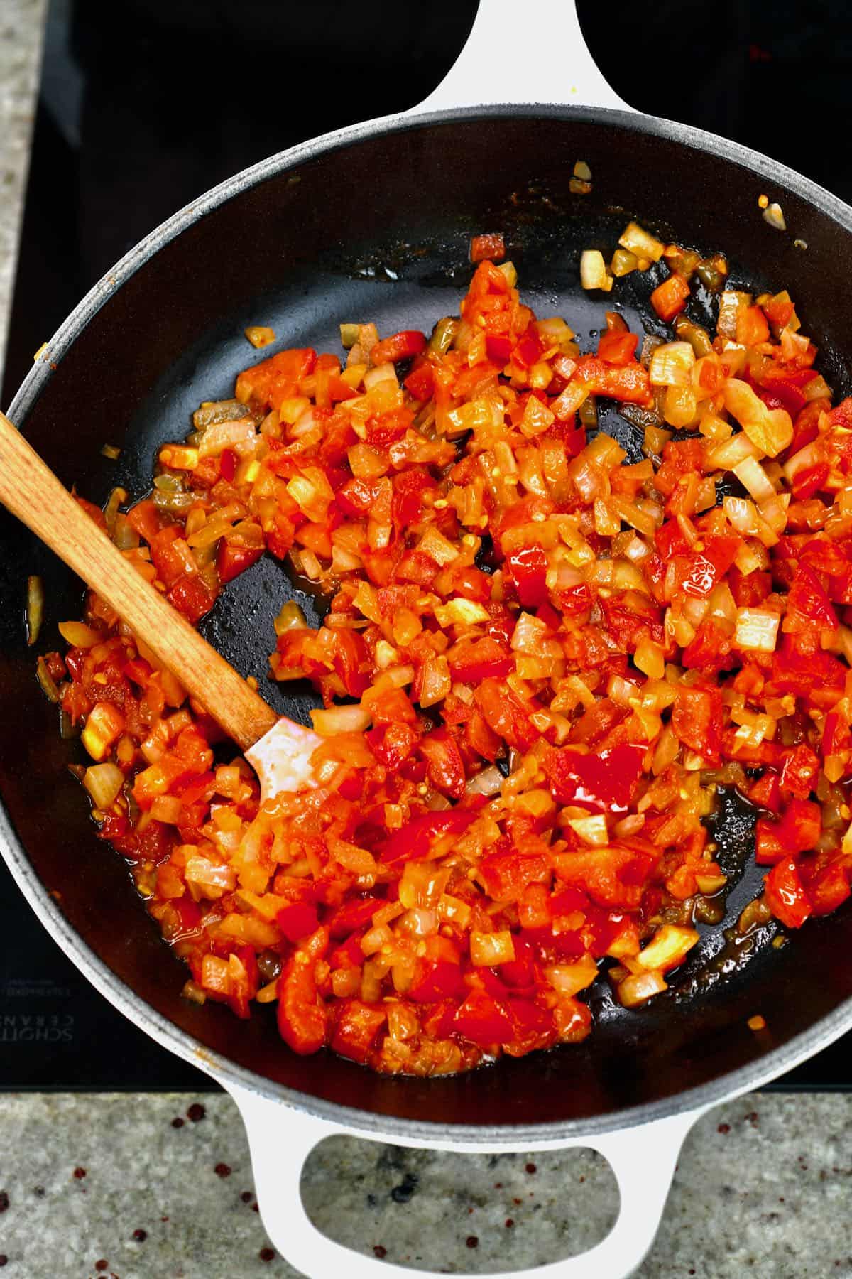 Colombian salsa Hogao in a pan