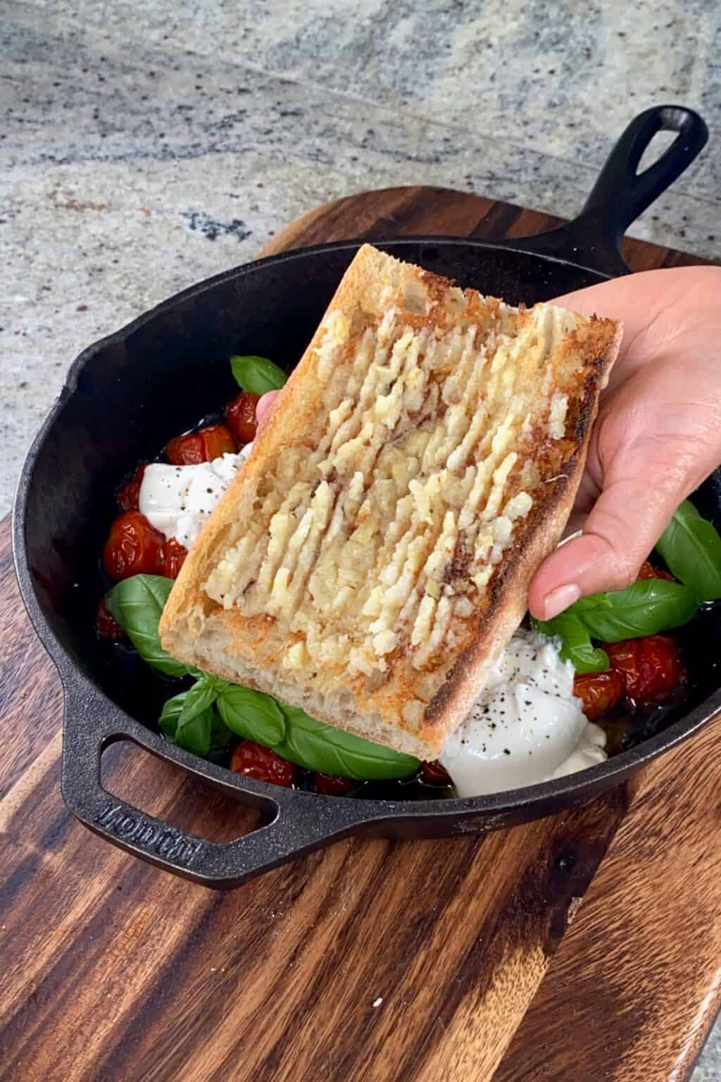 How to Roast Garlic in the Oven (Whole Roasted Garlic + Cloves)