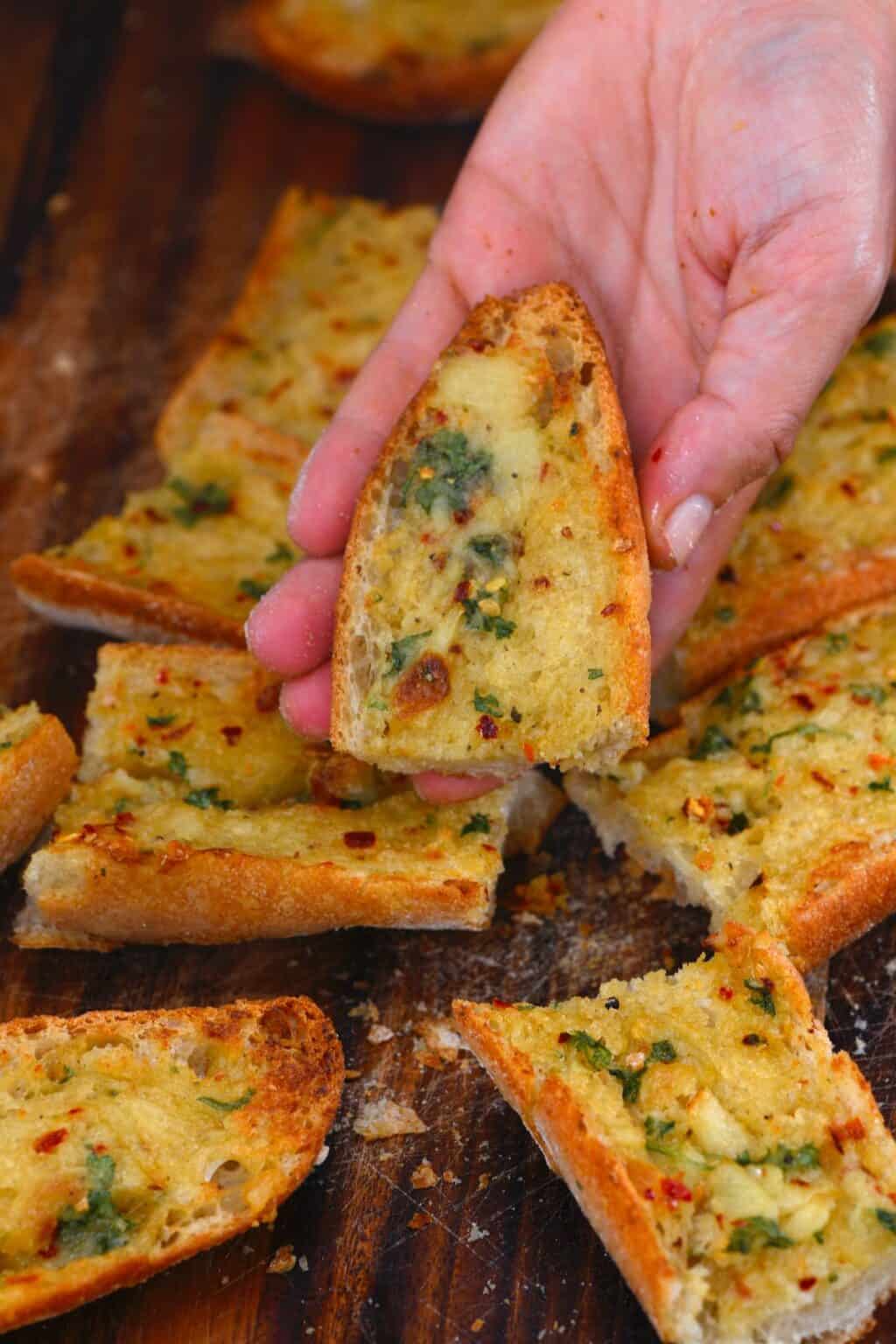 Simple Roasted Garlic Bread (with Roasted Garlic Butter) Alphafoodie