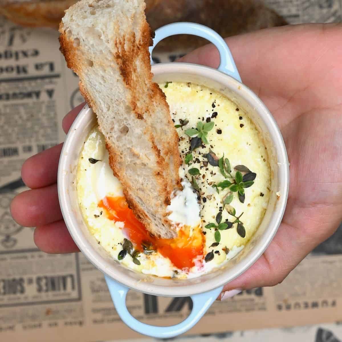 French baked eggs and bread