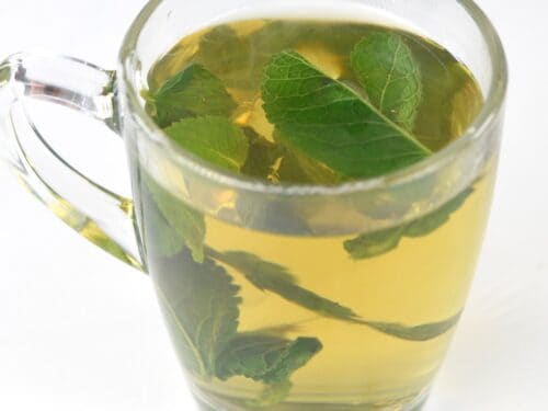 توجيه سدد دينك خبيث  Fresh Mint Tea (Honey Citrus Mint Tea + Flavor Variations) - Alphafoodie