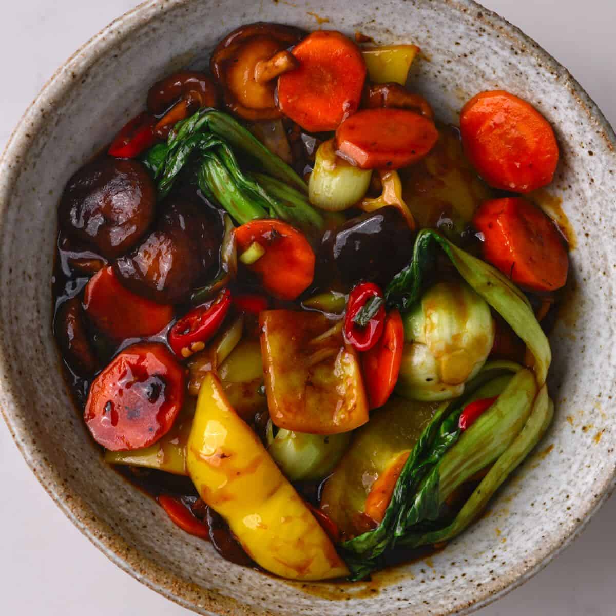 Simple Healthy Vegetable Stir Fry with Noodles-image
