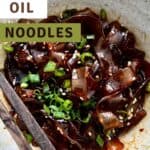 Easy Garlic Chili Oil Noodles (10 Minute Meal!)