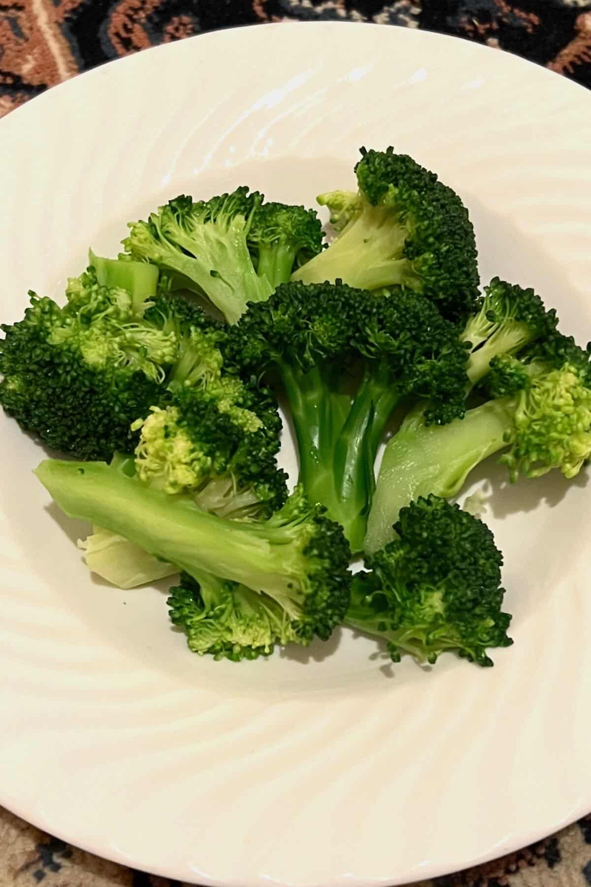A plate with blanched broccoli