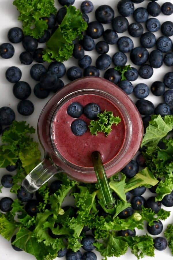 Blueberry Kale Smoothie Alphafoodie