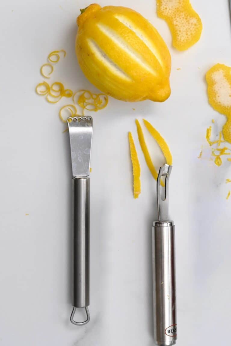 How to Zest Lemon (5 Methods) Alphafoodie