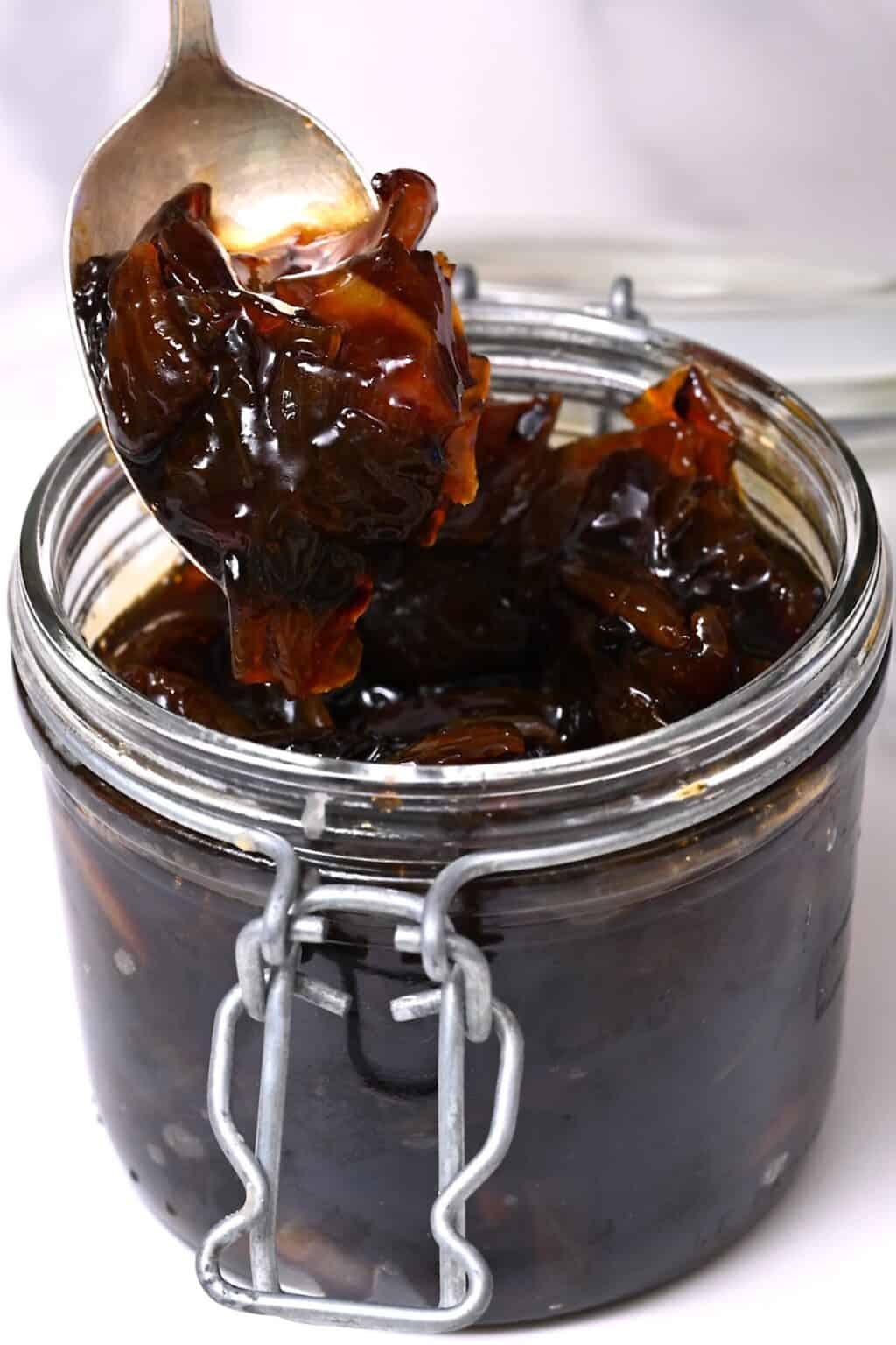 How to Make Onion Jam with Balsamic Vinegar Alphafoodie