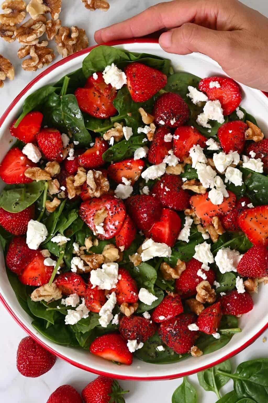 The Perfect Spinach Strawberry Salad - Alphafoodie