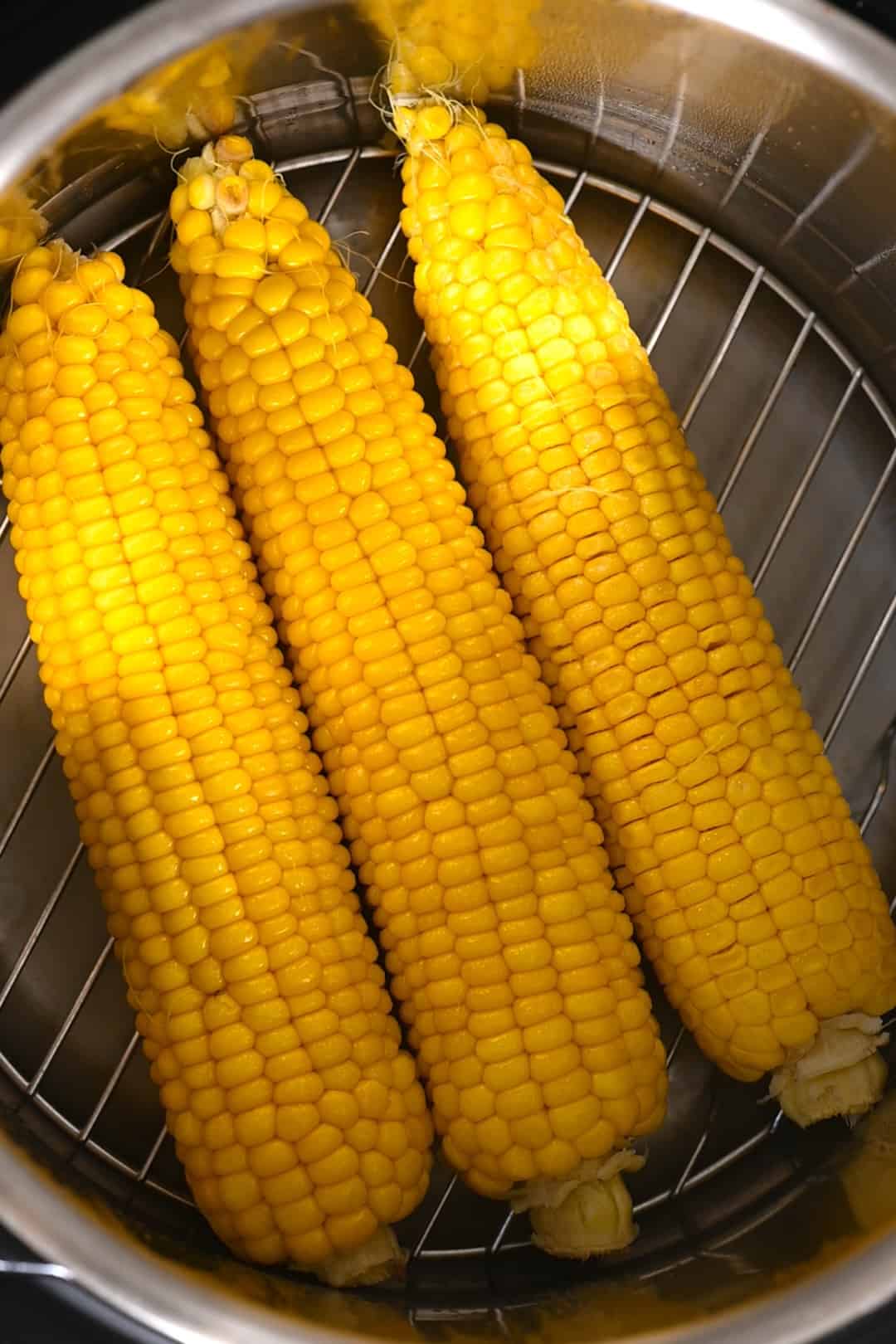 Corn on the cob in an instant pot