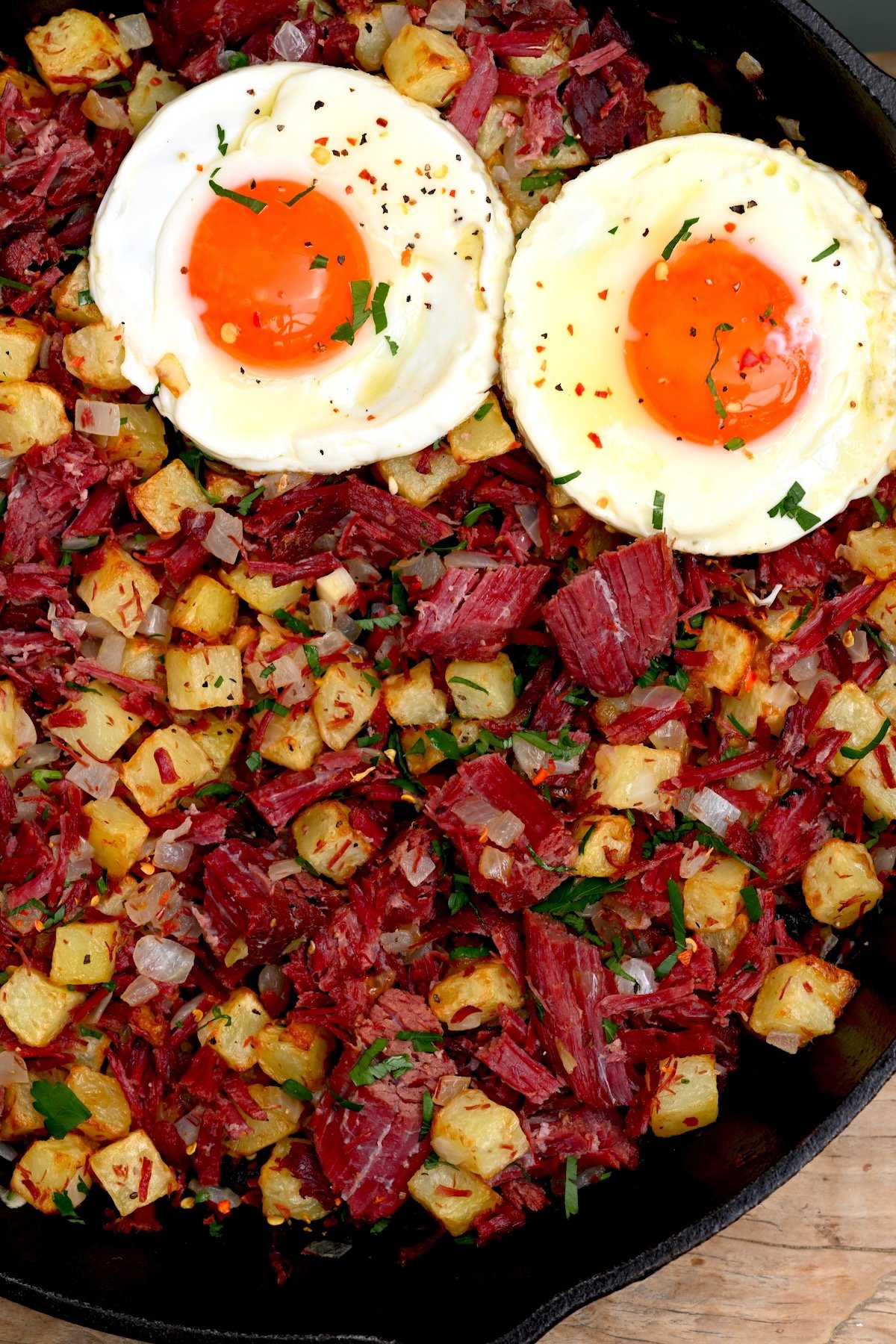 Corned beef hash with two fried eggs