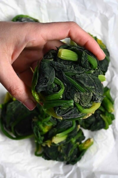 How to Freeze Spinach (The Best Way!) - Alphafoodie