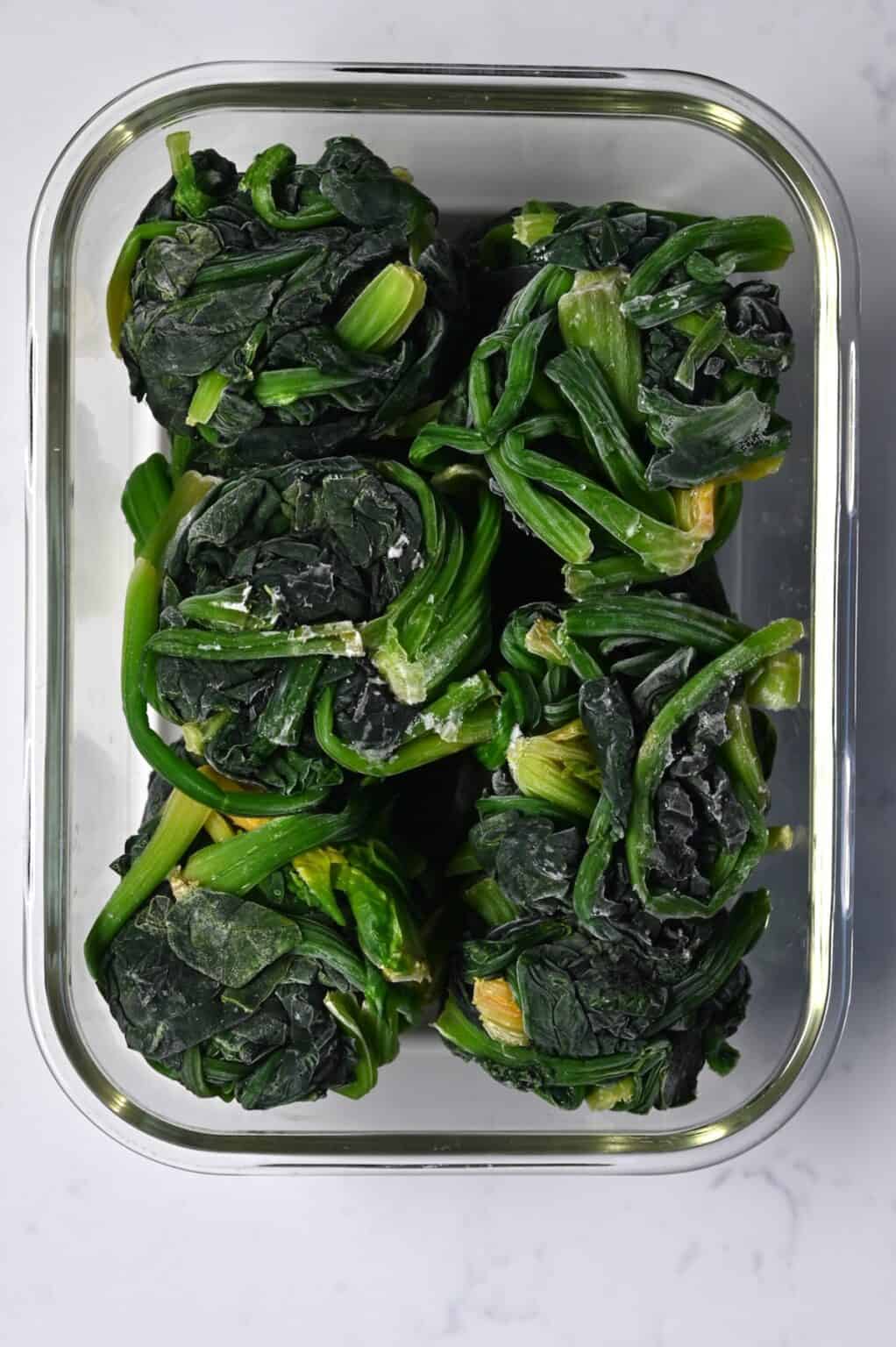 How to Freeze Spinach (The Best Way!) - Alphafoodie
