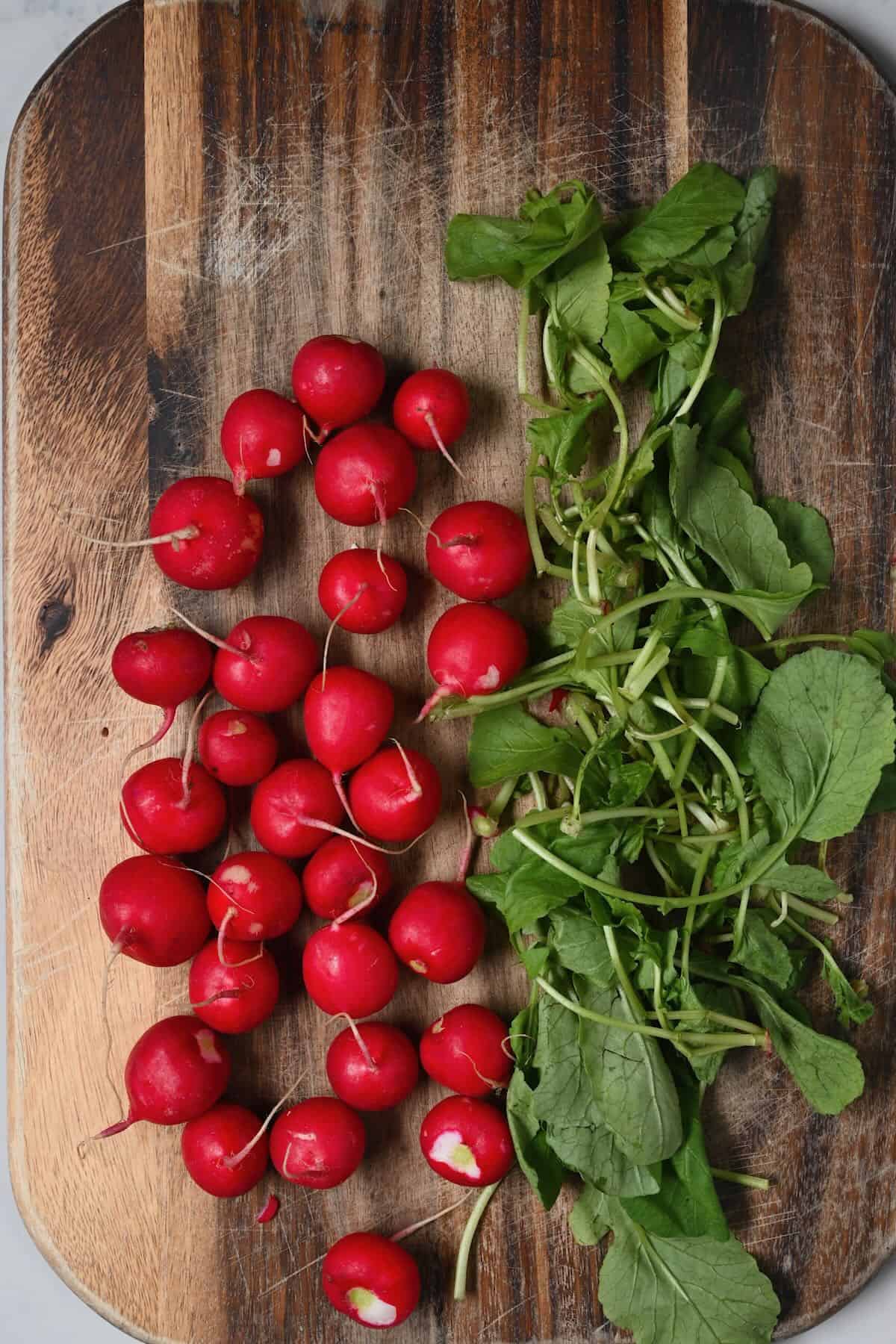 Radishes with their greens removed