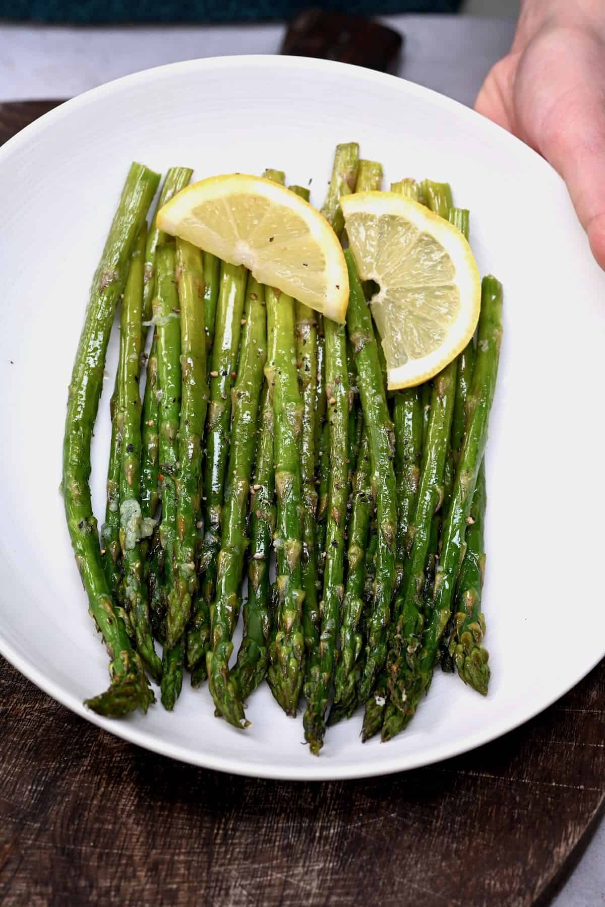 A serving of air fried asparagus