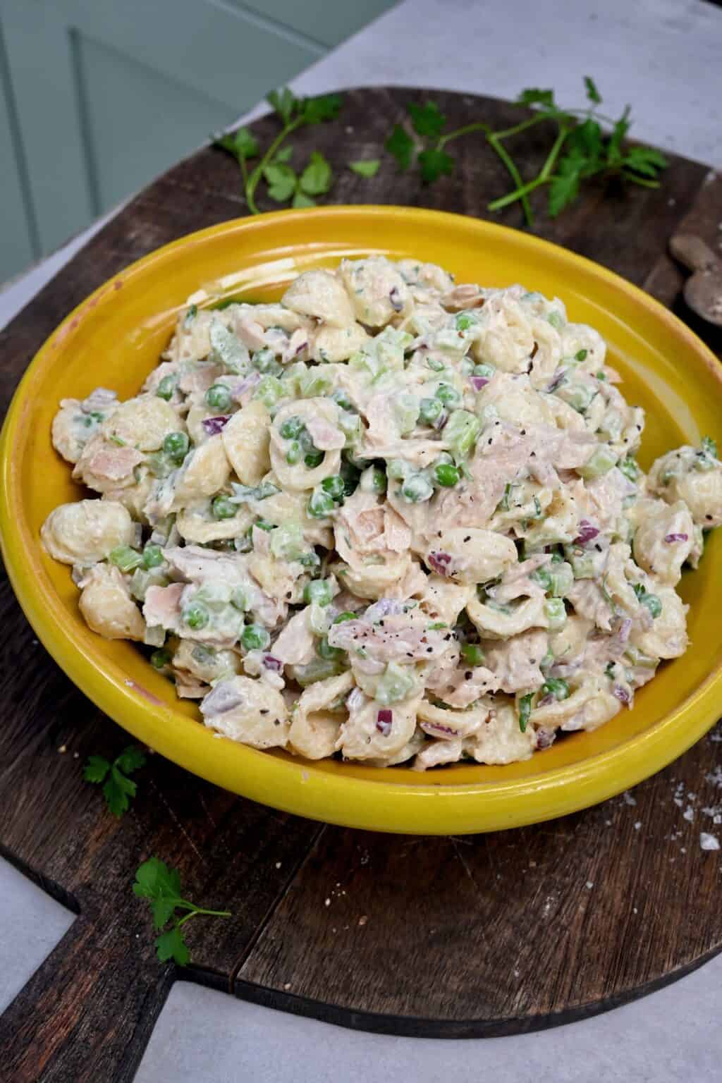 the-best-tuna-pasta-salad-alphafoodie