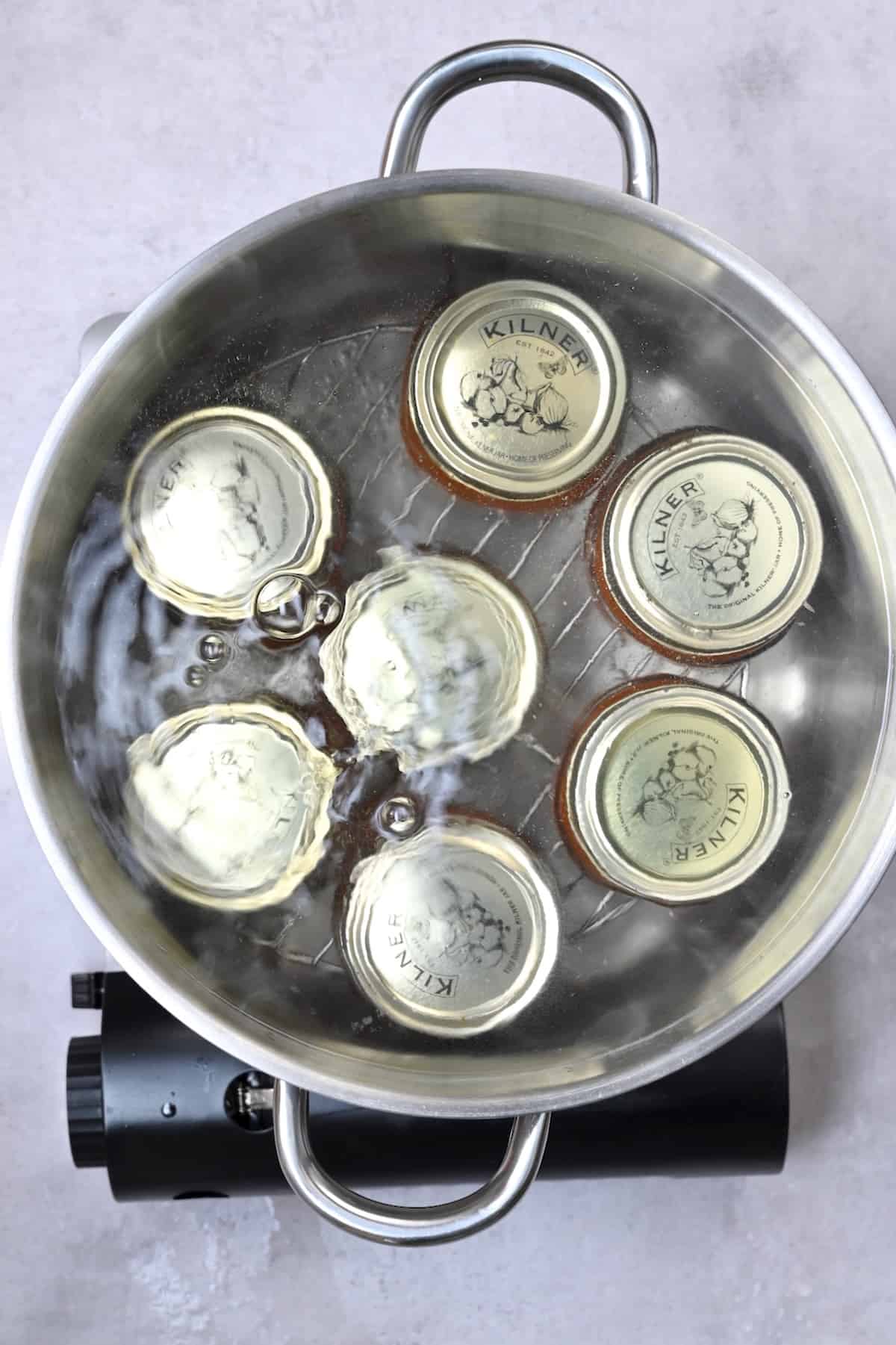 Water bath canning apricot jam