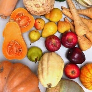 Different fruit and veggies that are in season in October