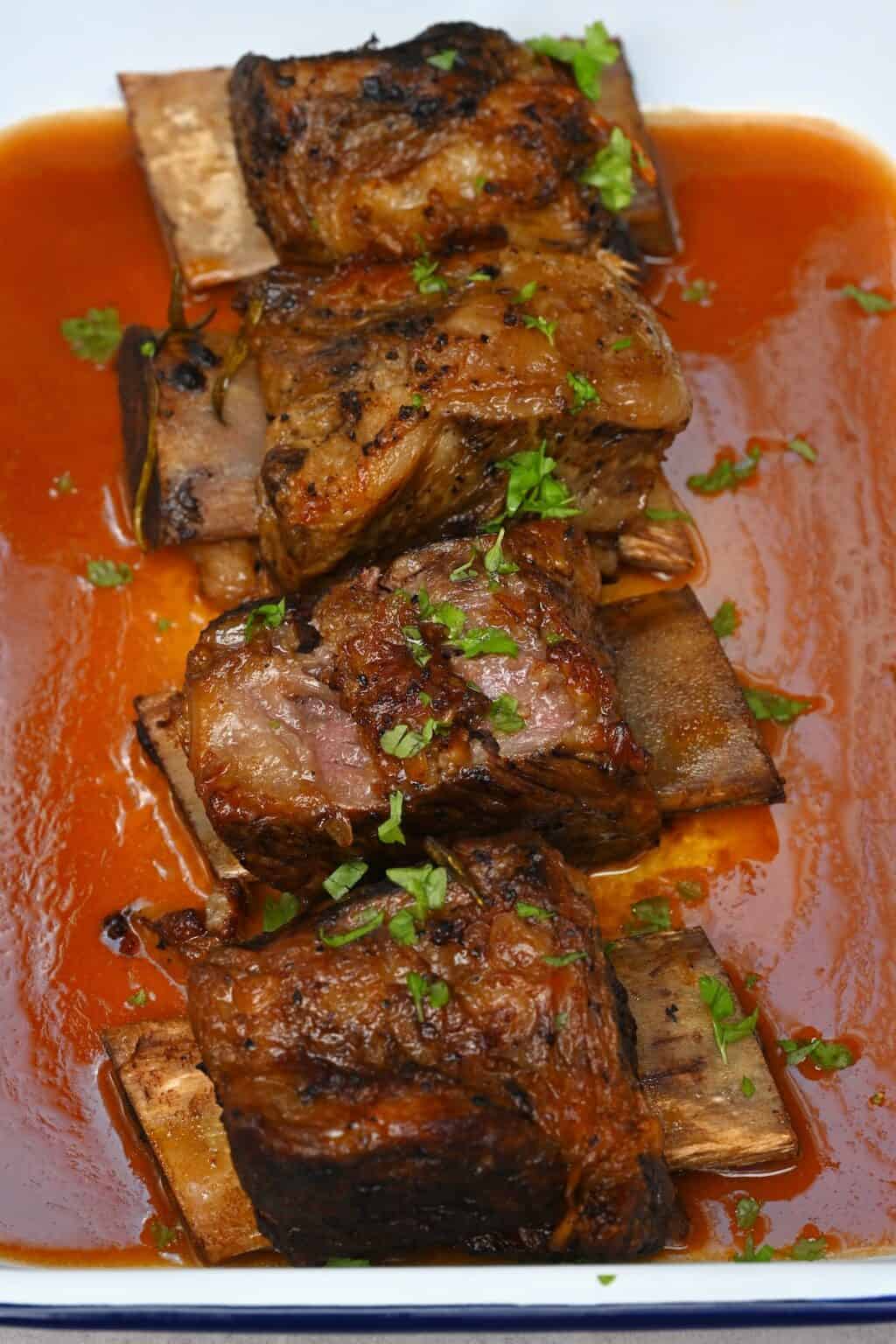 Slow Cooker Short Ribs: Tender and Delicious - Alphafoodie