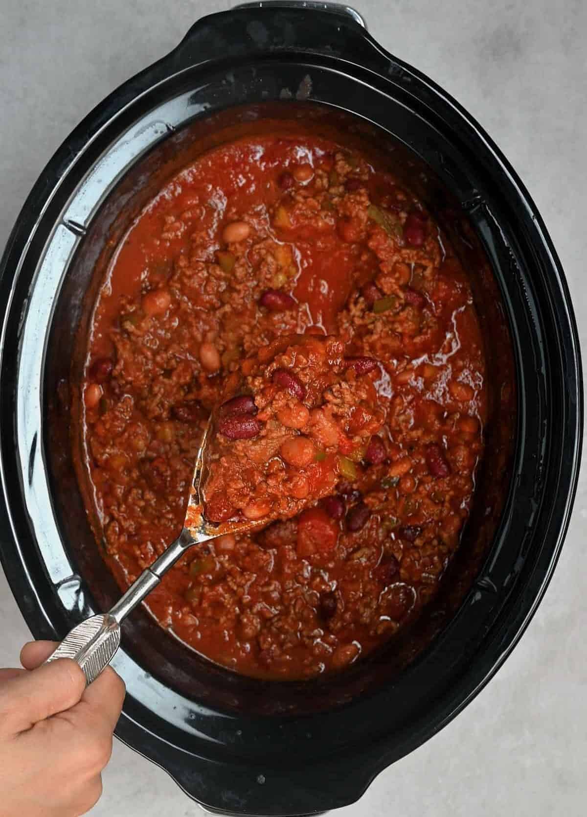 Wendy's chili recipe inside a crock pot